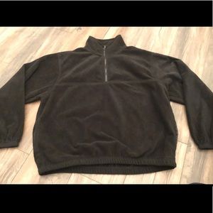 Sierra Pasific pullover